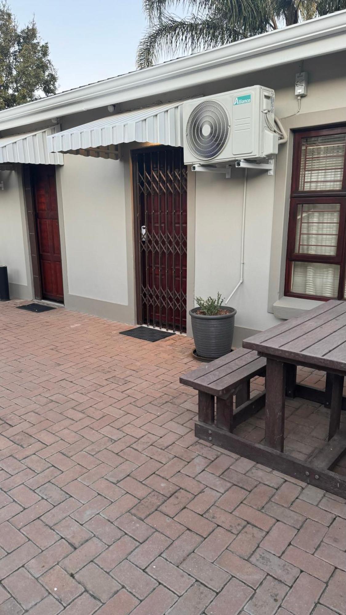 Upper Room Guesthouse Kirkwood Exterior foto
